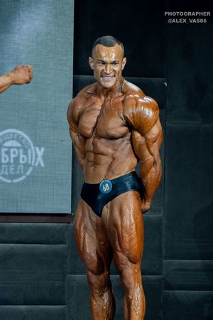 CLASSIC  PHYSIQUE новички